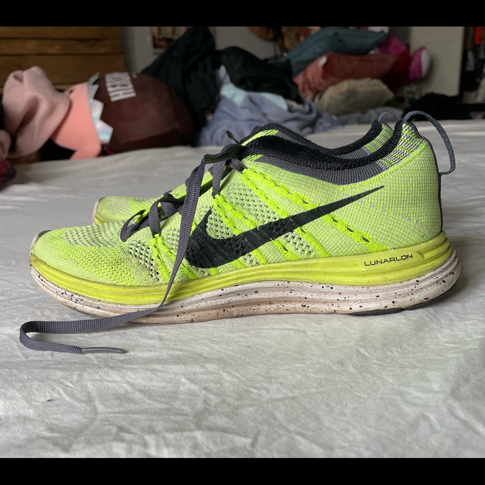 Nike Womens Running Shoes - Size 6.5